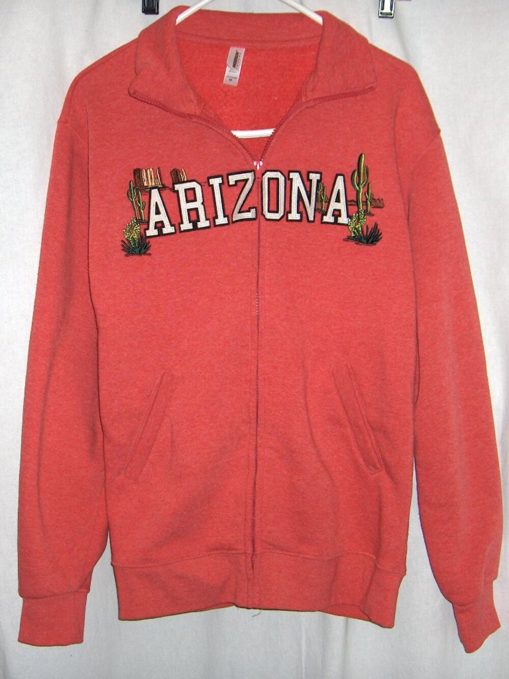 Sweatshirt, Zipper Front, Size M, Measures 40" Chest